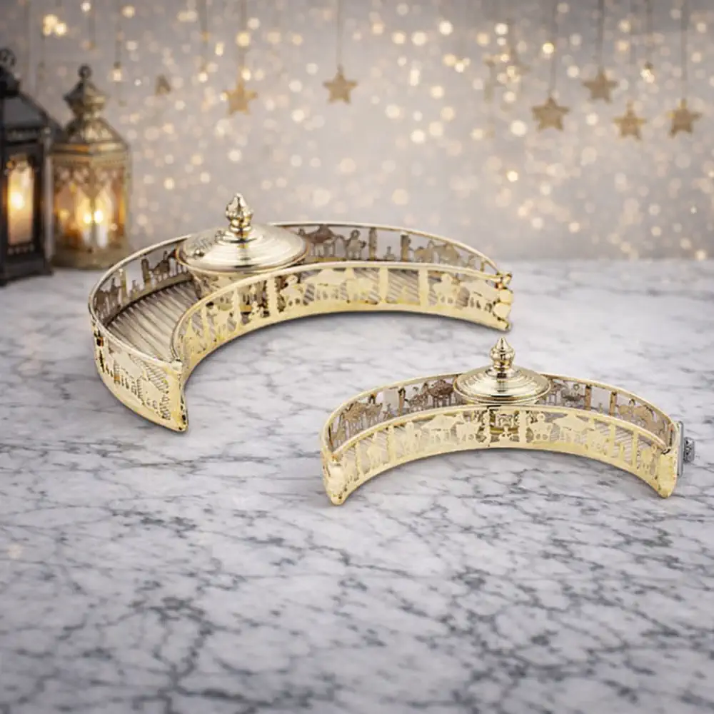 تمرية شكل هلال ذهبي1